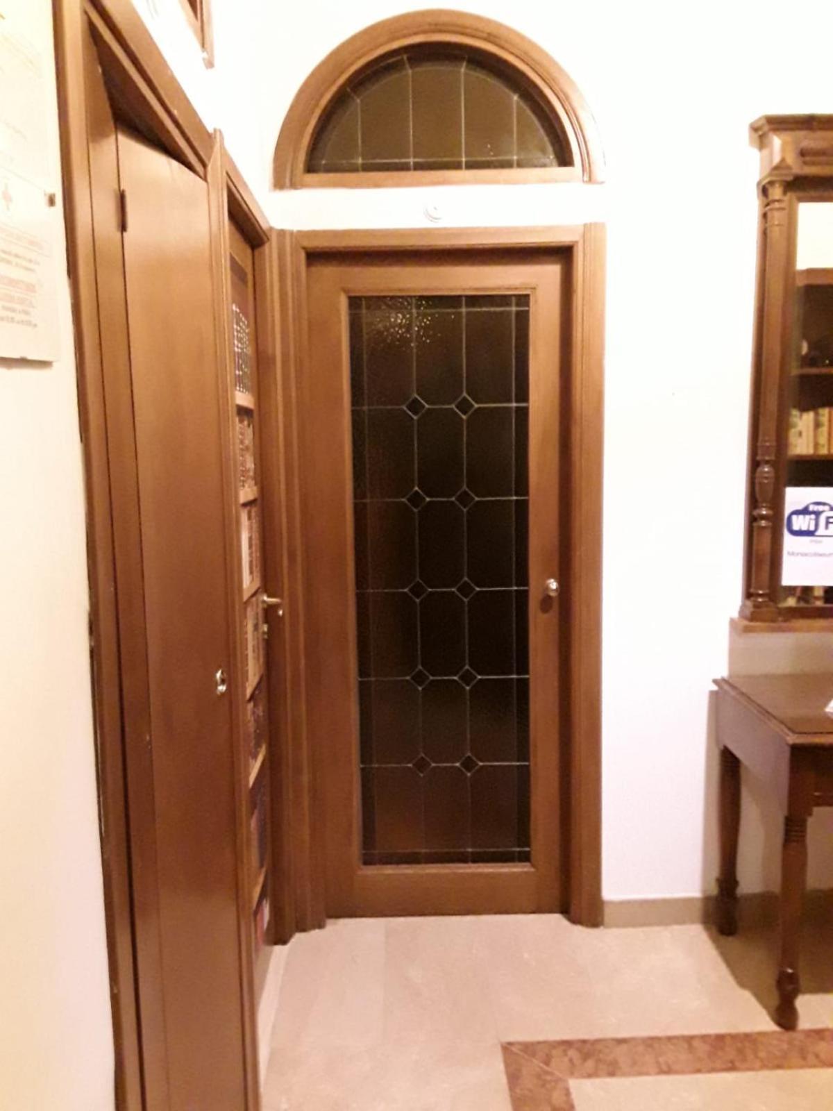 Monia Coliseum Apartment Rome Buitenkant foto